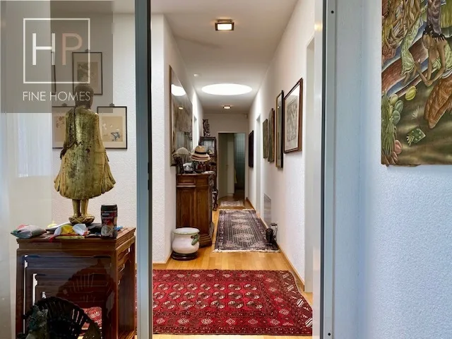4.5 Zimmer Attika-Eigentumswohnung mit Hobbyraum und 2 Autoeinstellhallenplätze