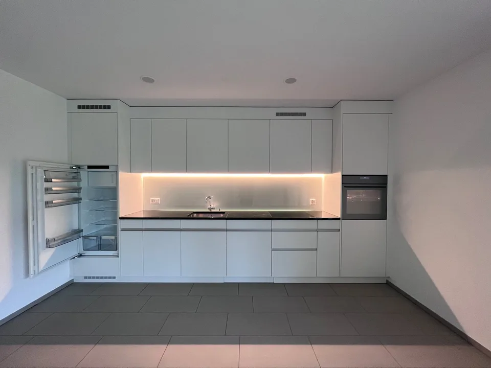Moderne und helle Wohnung mit grosszügigem Balkon
