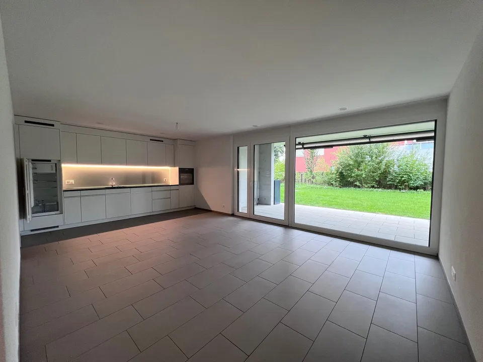 Moderne und helle Wohnung mit grosszügigem Balkon