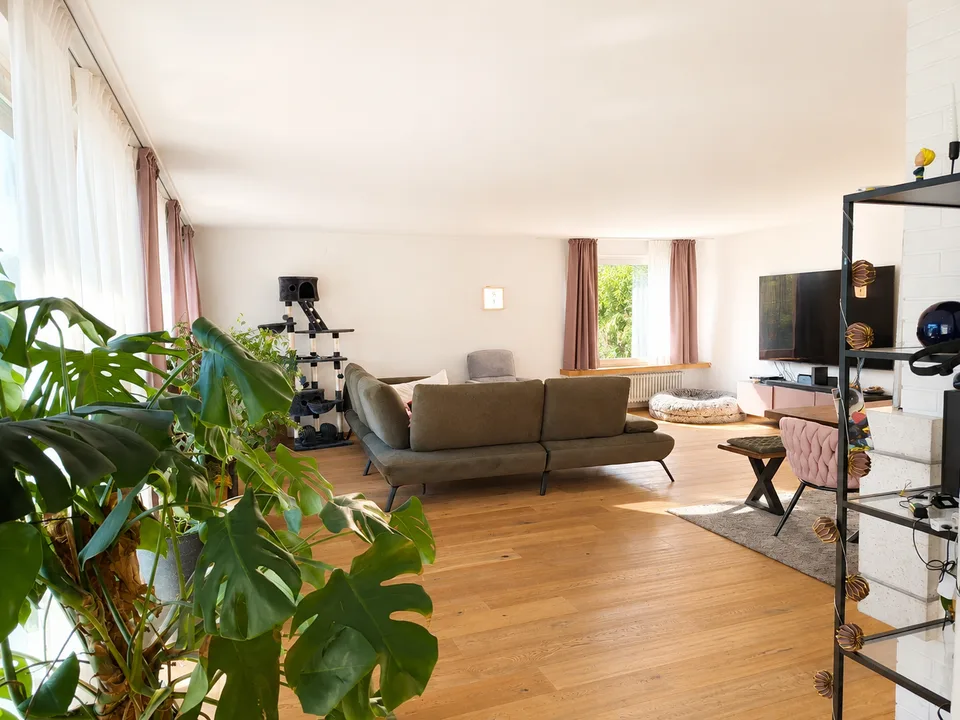 Almost like in your own house – with private garden & basement