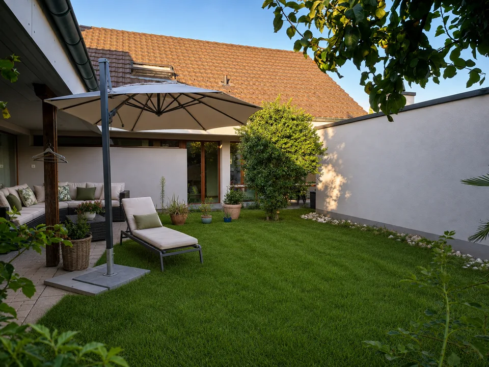 Almost like in your own house – with private garden & basement