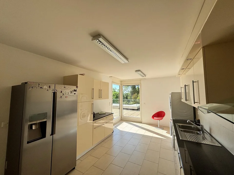 APPARTEMENT 5½ PIÈCES À MONTREUX (VD), MEUBLÉ, DURÉE DÉTERMINÉE