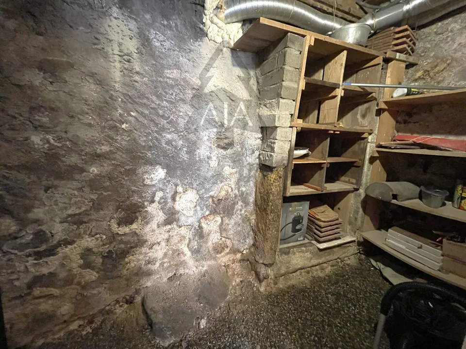 Cressier (in the historic village center), charming semi-detached house with 3 rooms