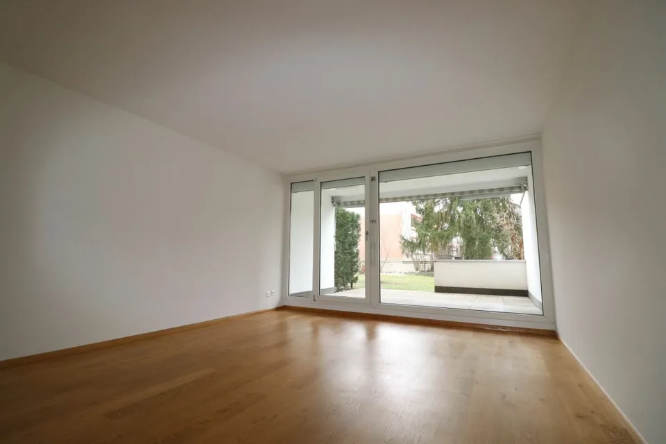 Vicino al centro Mischeli - appartamento mansardato moderno 3 1/2 locali a Reinach