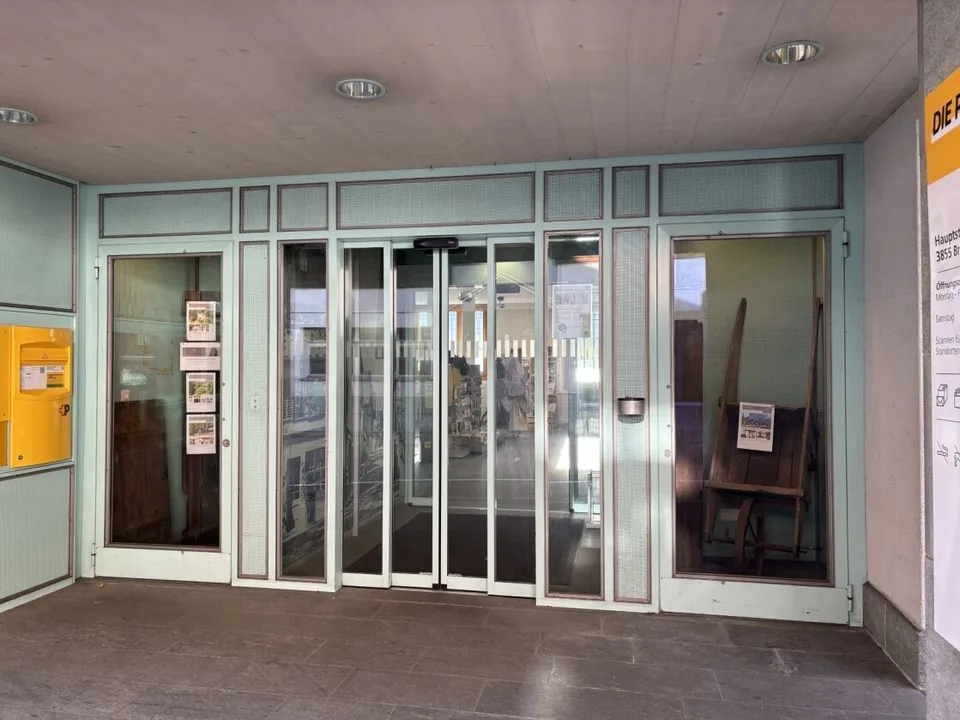 Migliore Posizione: Locale Commerciale di Prim'ordine a Brienz