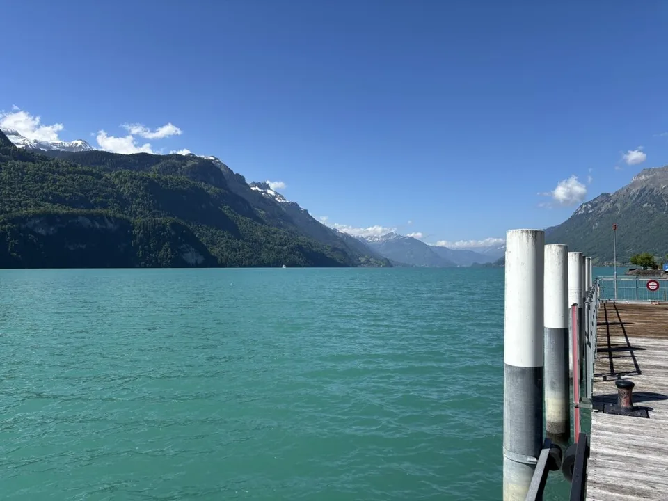 Migliore Posizione: Locale Commerciale di Prim'ordine a Brienz