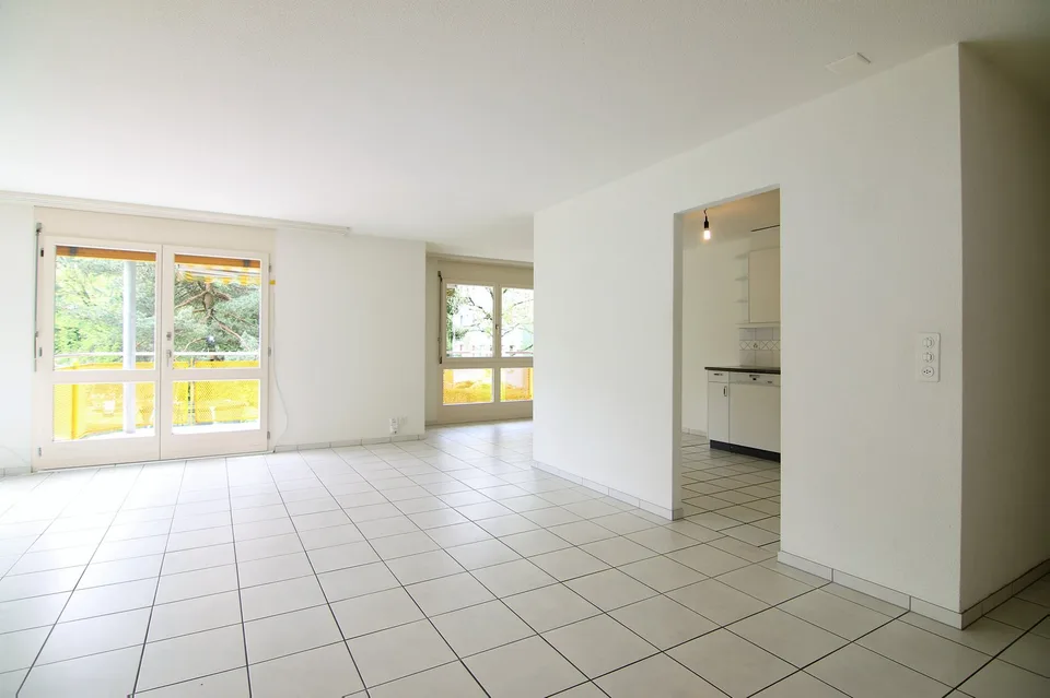 Grosszügige 4.5-Zimmer-Wohnung mit Balkon