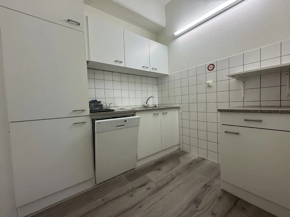 Office/Industrial or Practice Studio Location for Rent at Optimal Location!