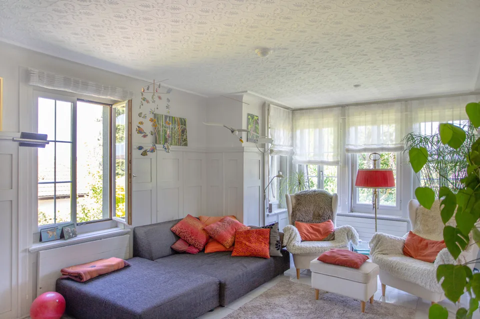 Casa familiare elegante con molto charme e giardino naturale spazioso
