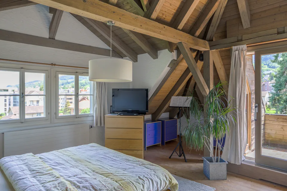 Casa familiare elegante con molto charme e giardino naturale spazioso