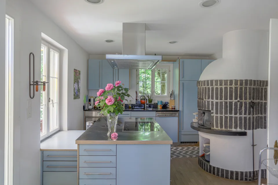 Casa familiare elegante con molto charme e giardino naturale spazioso