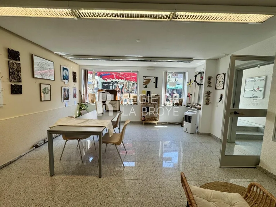 Lokal in Estavayer-le-Lac