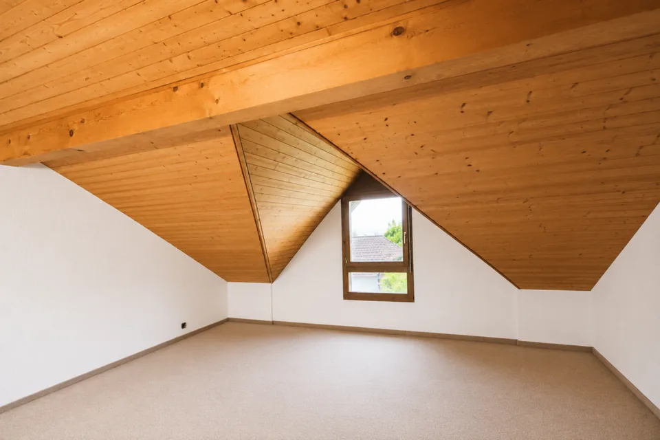 LARGE REAL ESTATE - Charming 5.5-room row house in Innerberg (Wohlen near Bern)