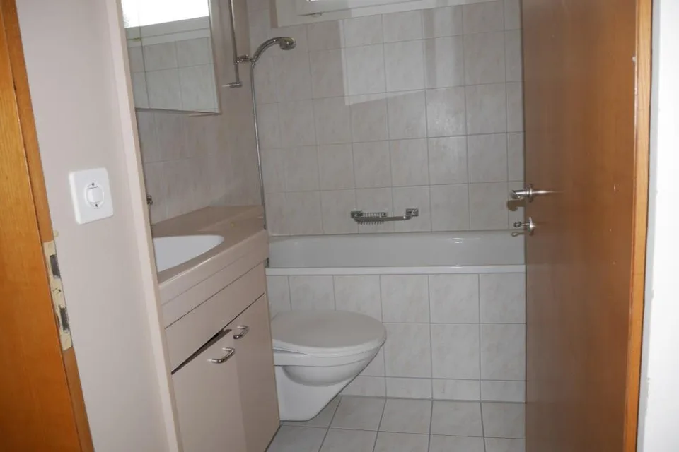 Schöne Wohnung mit Balkon zu vermieten