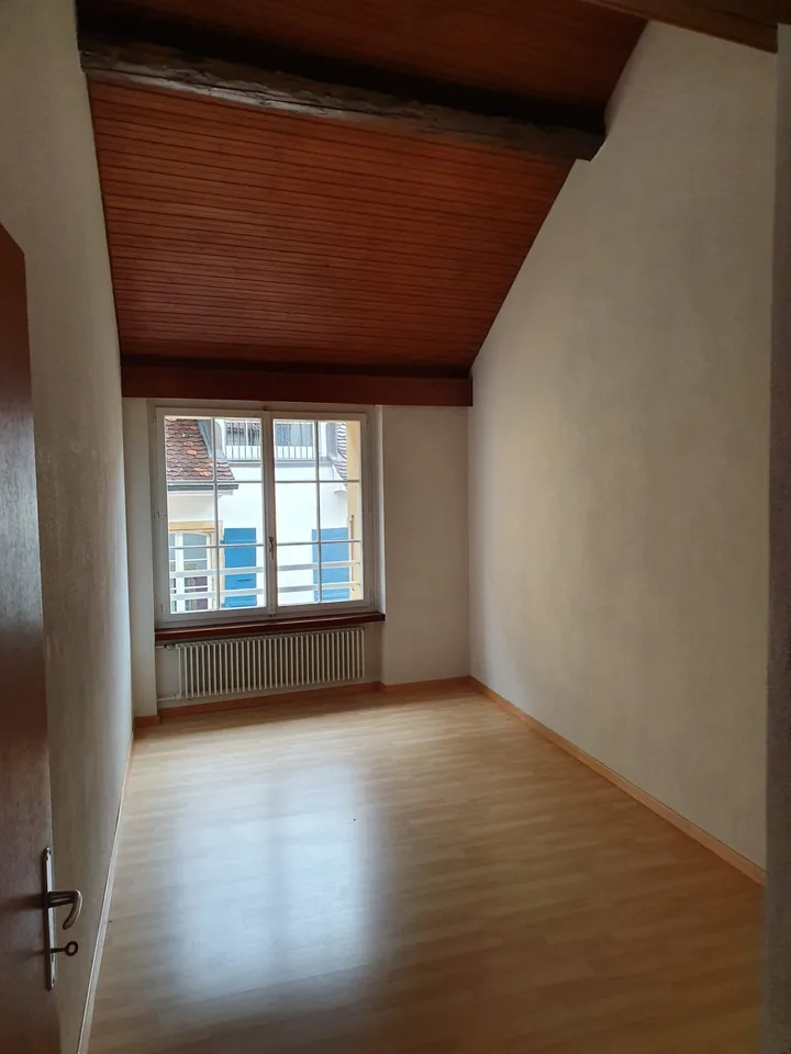 Wohnung mit 4.5 Zimmern im Dachgeschoß