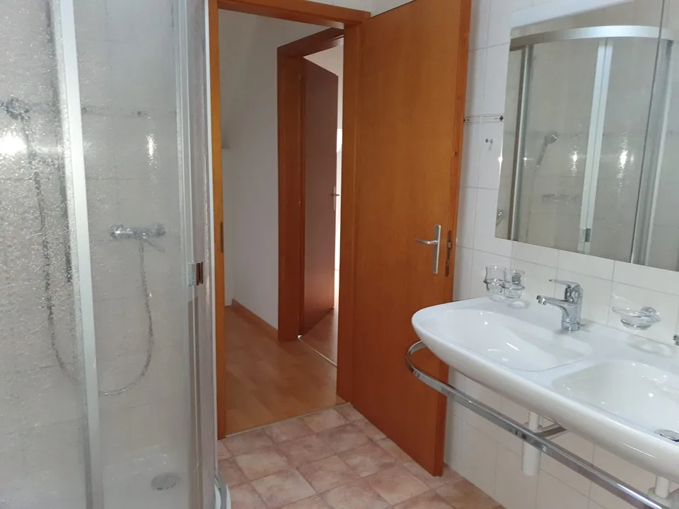 Wohnung mit 4.5 Zimmern im Dachgeschoß