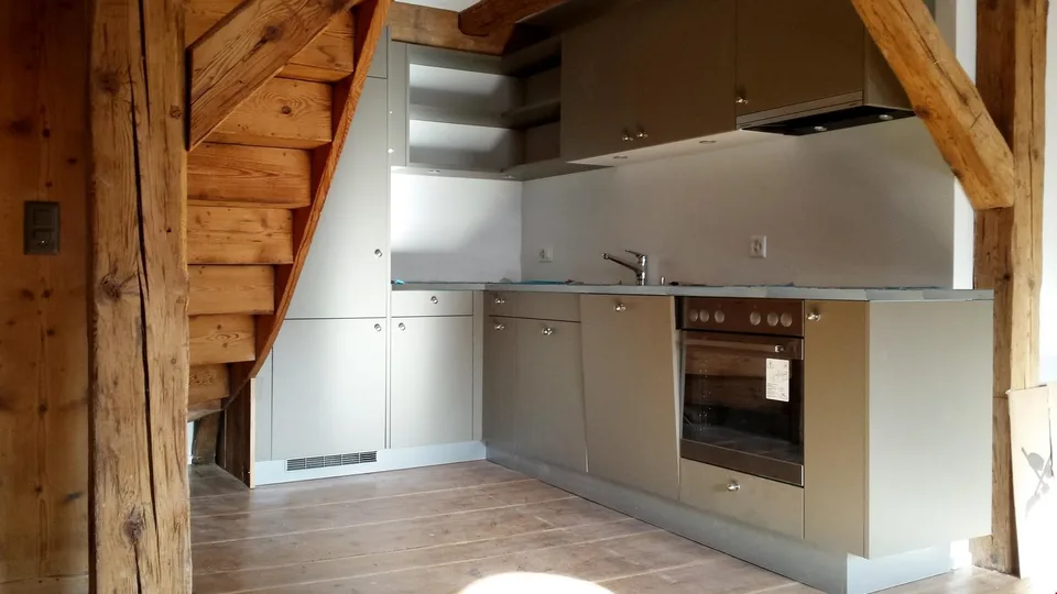 Grosse 3.5 Zimmer Wohnung mit Terrasse auf 2 Etagen