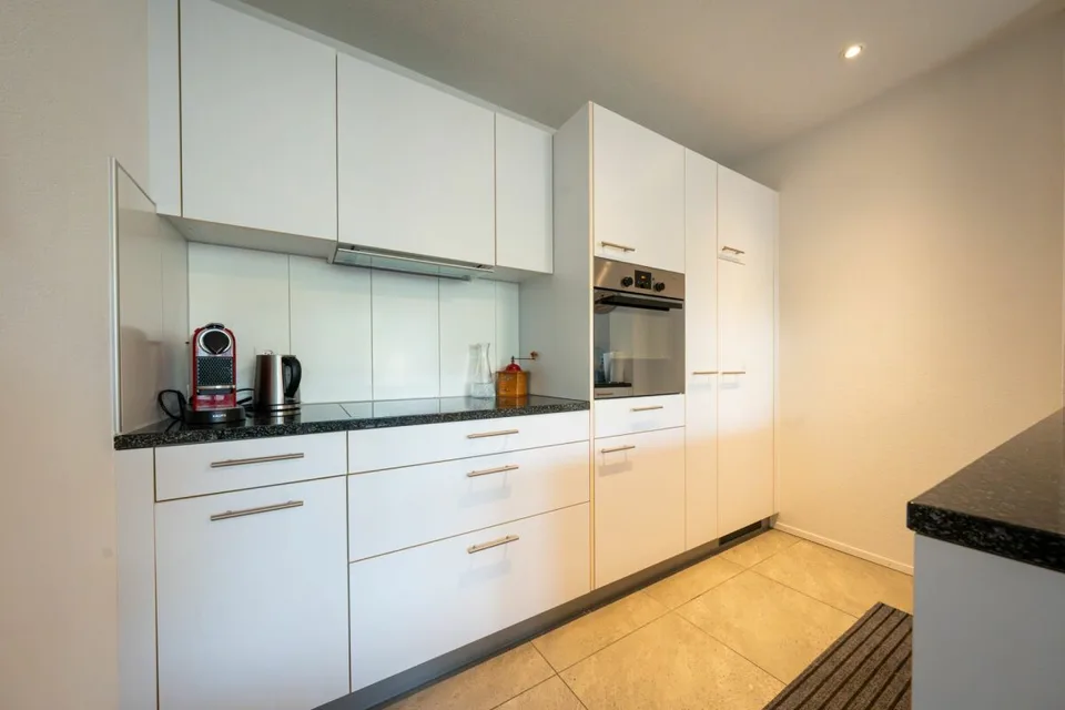 Appartement moderne de 2,5 pièces 1er étage centre-ville