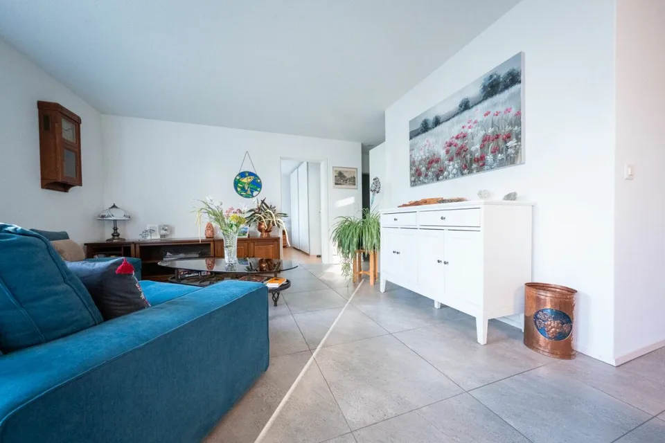 Appartement moderne de 2,5 pièces 1er étage centre-ville