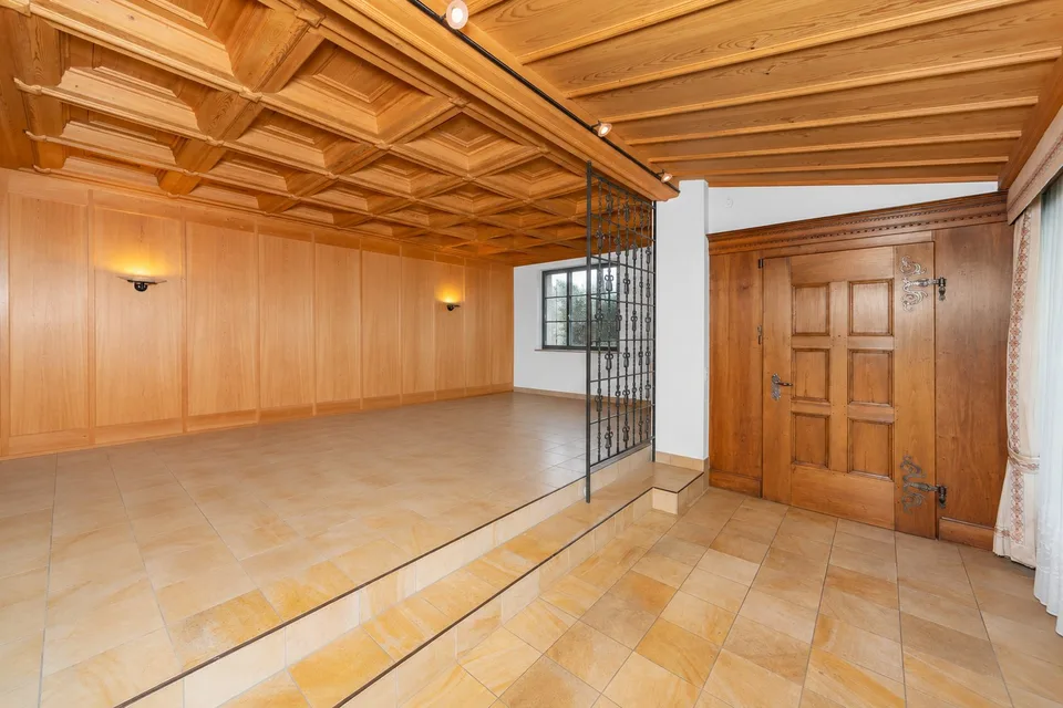 Haus mit Pool und Weitsicht an bester Lage