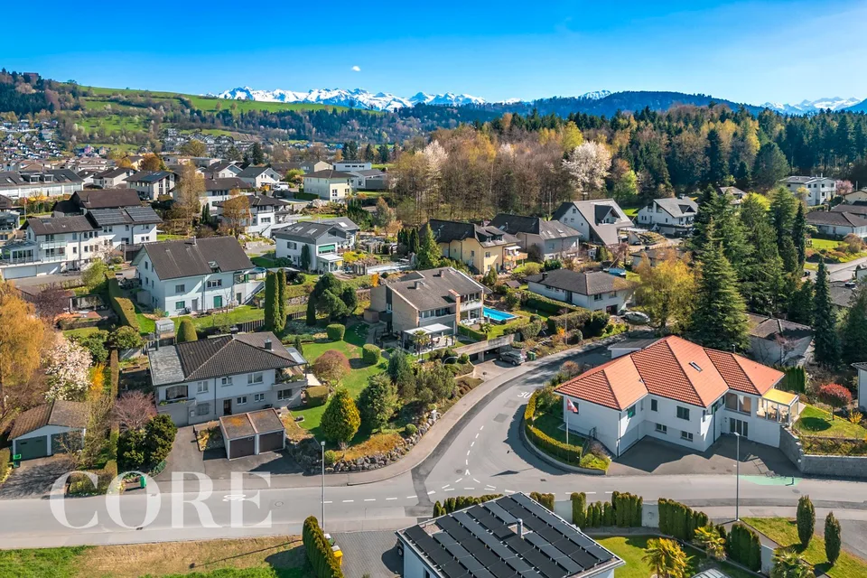 Maison avec piscine et vue panoramique dans un excellent emplacement