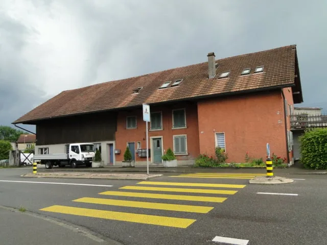 Maison familiale à rénover avec 10 appartements dans un emplacement très central