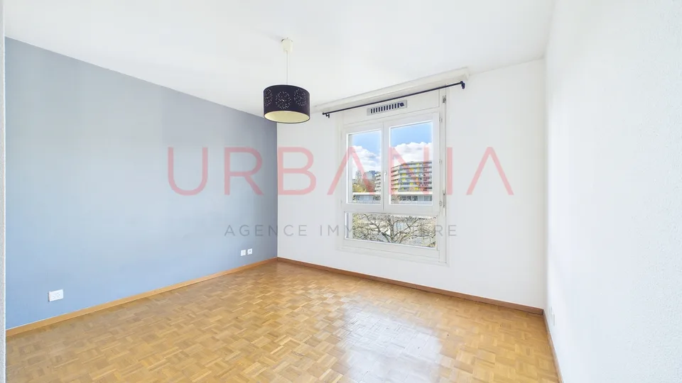 Superbe 6 pièces lumineux avec ascenseur privatif et balcons