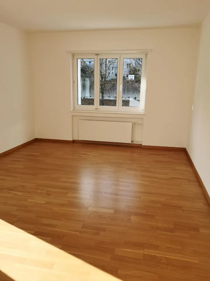 Schöne 3-Zimmerwohnung in Adliswil zu vermieten