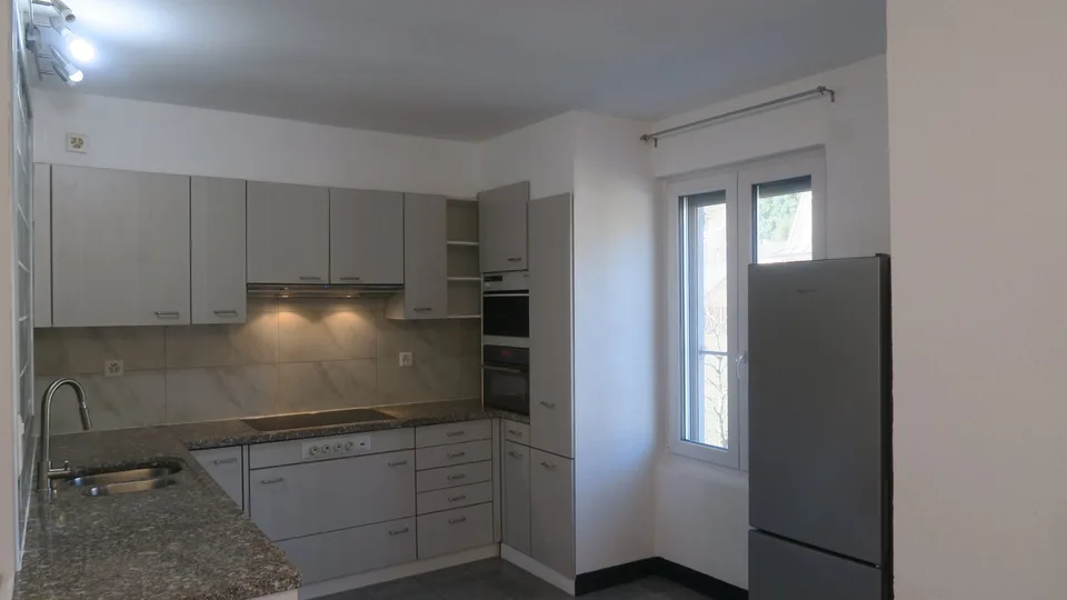 Meraviglioso appartamento di 4,5 locali a Bienna