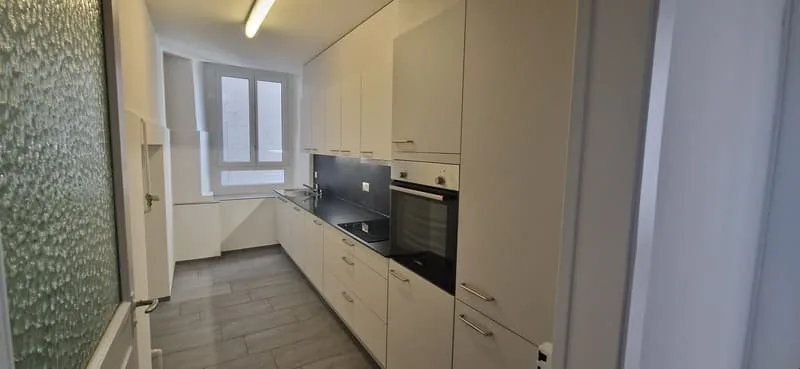 Bel appartement de 4 pièces en plein centre du Locle