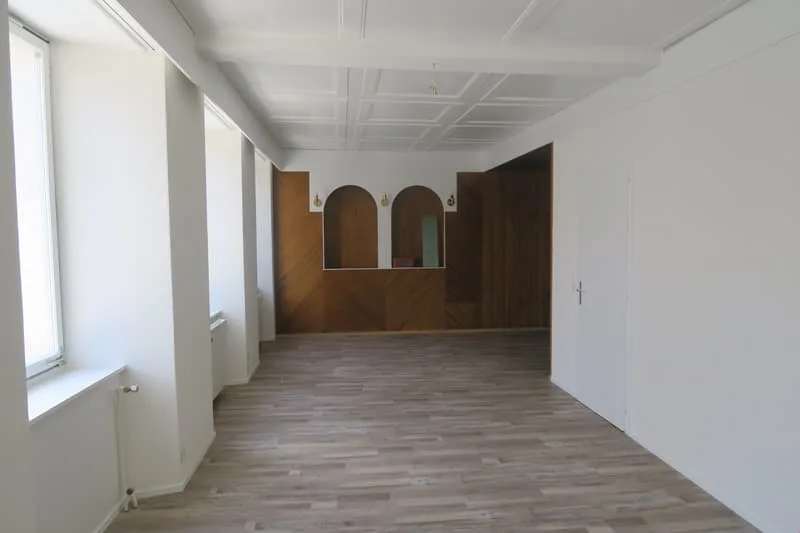 Bello appartamento di 4 locali nel centro di Le Locle