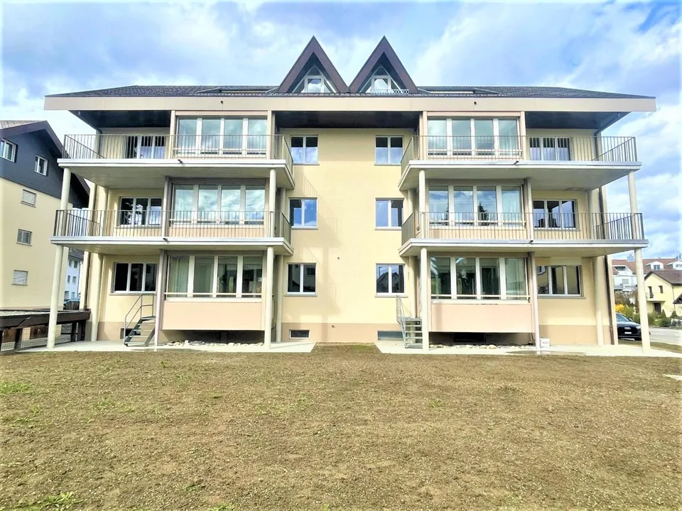 Charming 4.5-room apartment in a quiet location in Erlinsbach