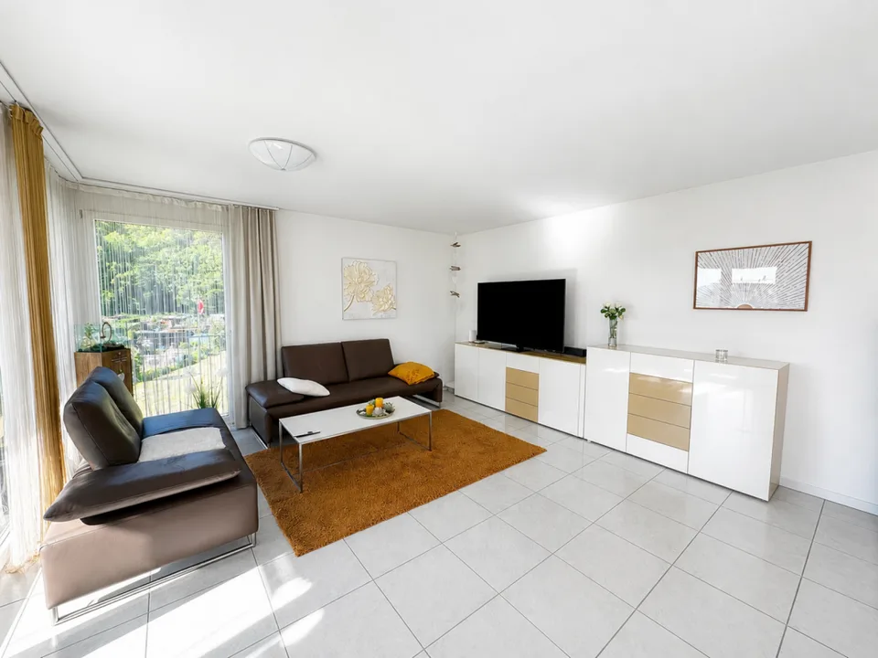 Attraktive 4.5-Zimmer-Wohnung mit Schwedenofenanschluss im beliebten Hanfländer-Quartier