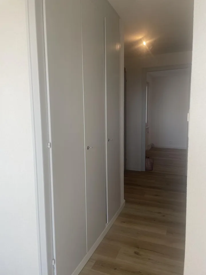 2,5 ZIMMER MIT SEEBLICK UND SCHLOSSBLICK