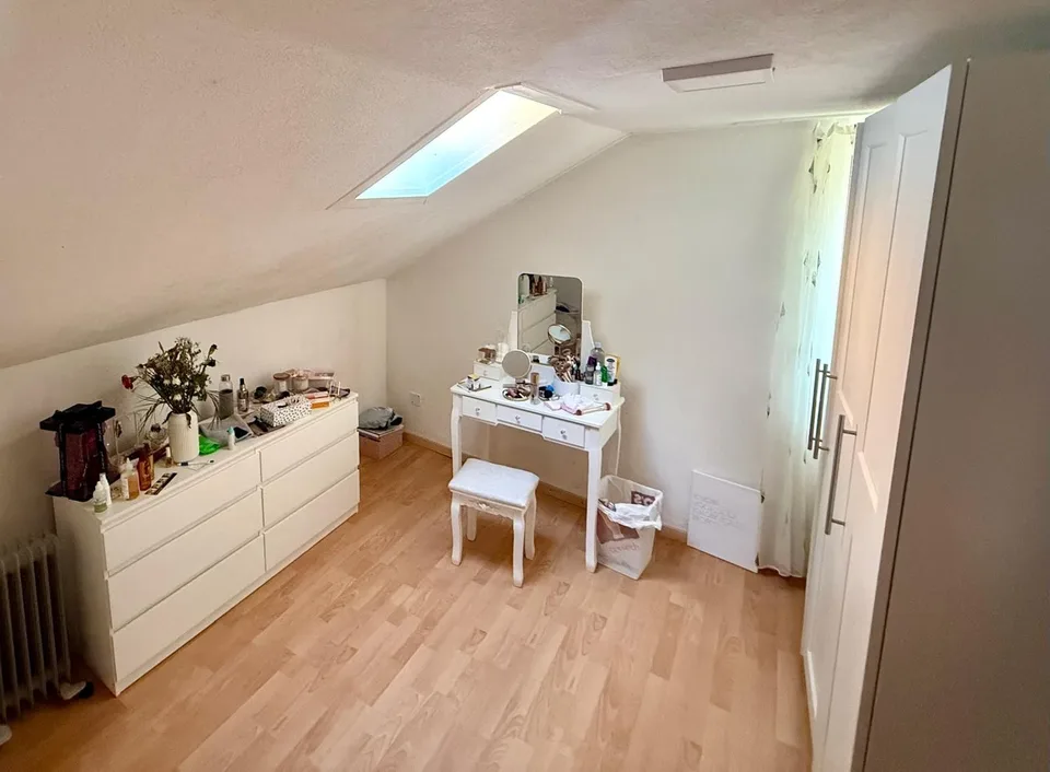 Einfamilienhaus mit grosser Terrasse und viel Potenzial in Elfingen