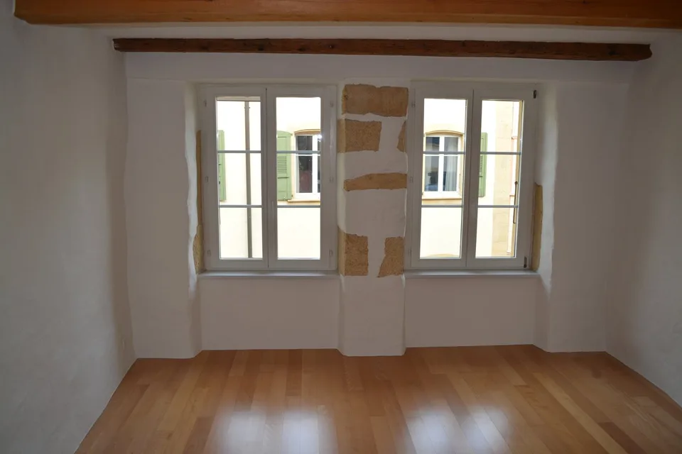 5-Zimmer-Maisonette-Wohnung mit Seeblick /  Appartement en duplex de 5 pièces avec vue sur le lac
