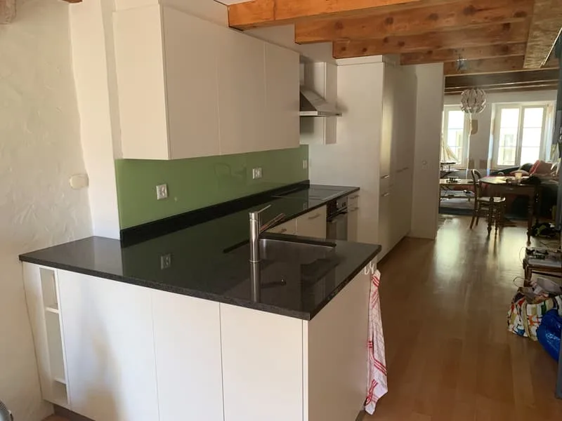 5-Zimmer-Maisonette-Wohnung mit Seeblick /  Appartement en duplex de 5 pièces avec vue sur le lac