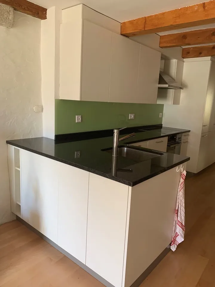 5-Zimmer-Maisonette-Wohnung mit Seeblick /  Appartement en duplex de 5 pièces avec vue sur le lac