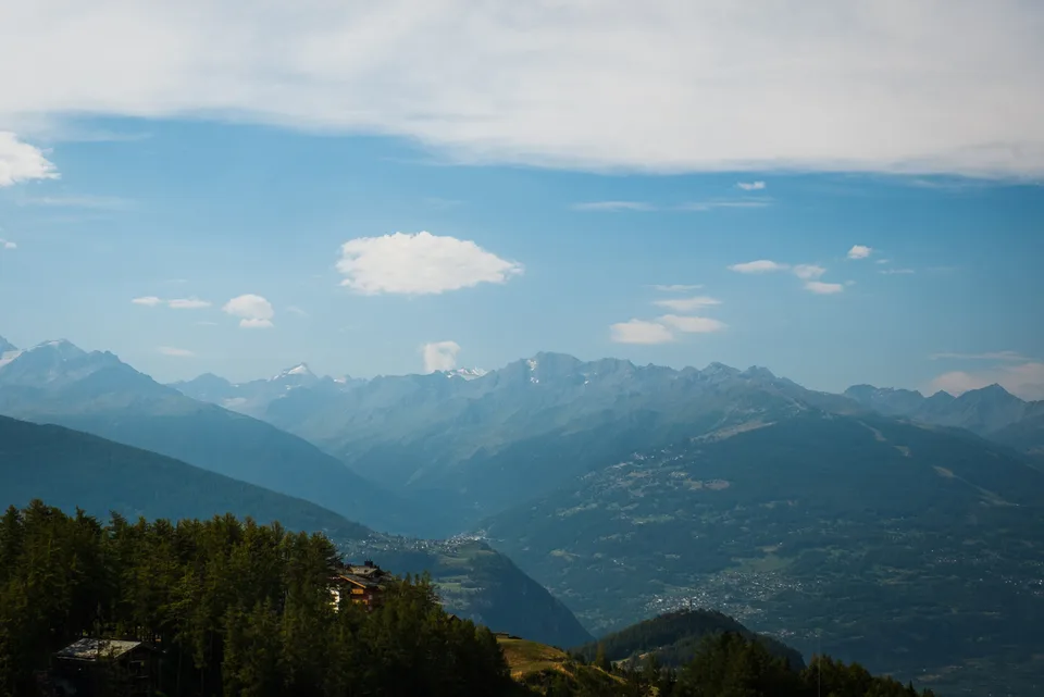 LOC 111 - LA CROISEE A