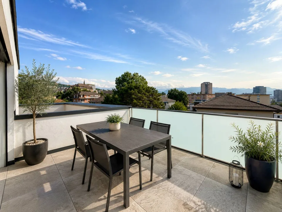 Dachgeschoss von 2020, Terrasse von 53 m² und Blick auf den Genfersee