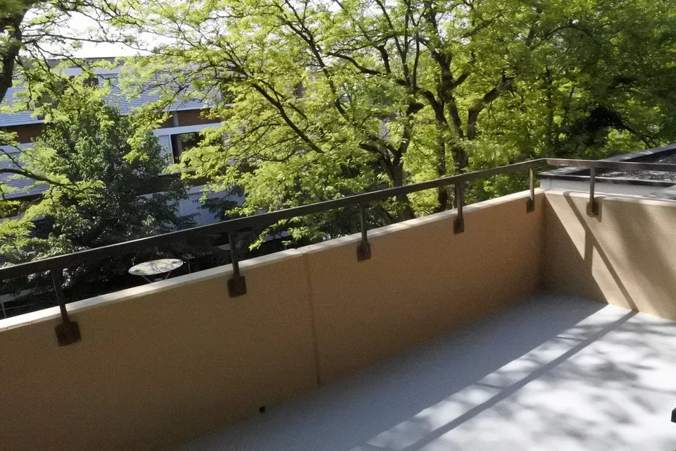 Appartement terrasse 3 pièces, proche de la ville, dans un excellent emplacement !