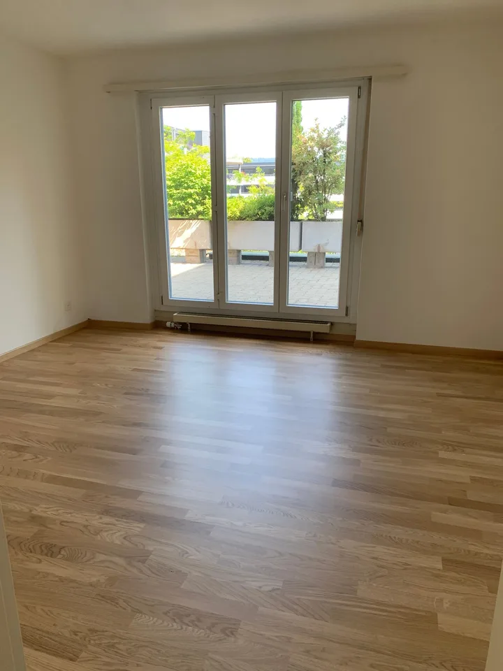 Appartement terrasse 3 pièces, proche de la ville, dans un excellent emplacement !