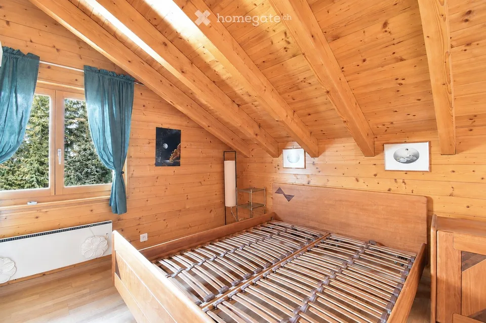 CRANS-MONTANA (MOLLENS) – CHALET FAMILIARE CON 4 CAMERE, GIARDINO E VERANDA