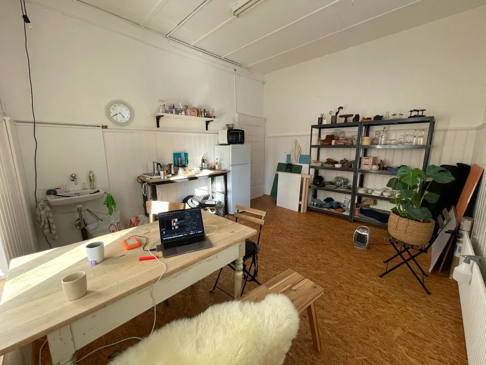 Heller Raum 17m2, als Arelier, Büro oder Hobbyraum