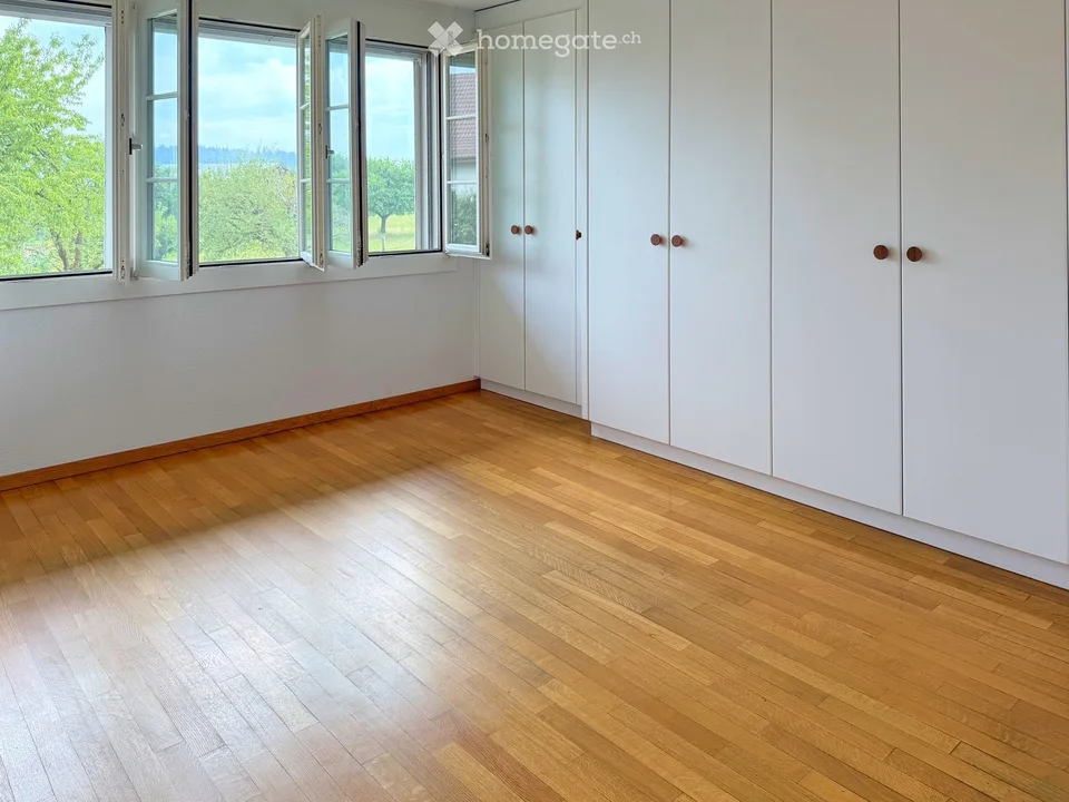 Grosszügige 3.5-Zimmer-Wohnung am Naturschutzgebiet Katzensee - sofort verfügbar!
