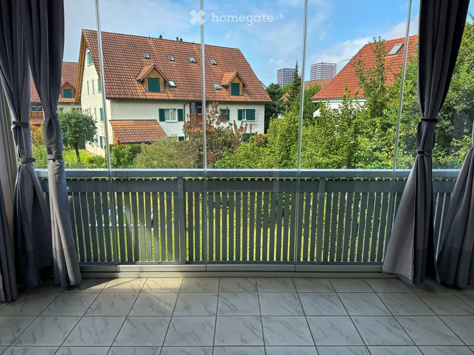 Grosszügige 3.5-Zimmer-Wohnung am Naturschutzgebiet Katzensee - sofort verfügbar!
