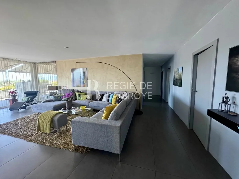 Appartement mit hohem Standard, 4.5 Zimmer in Gampelen