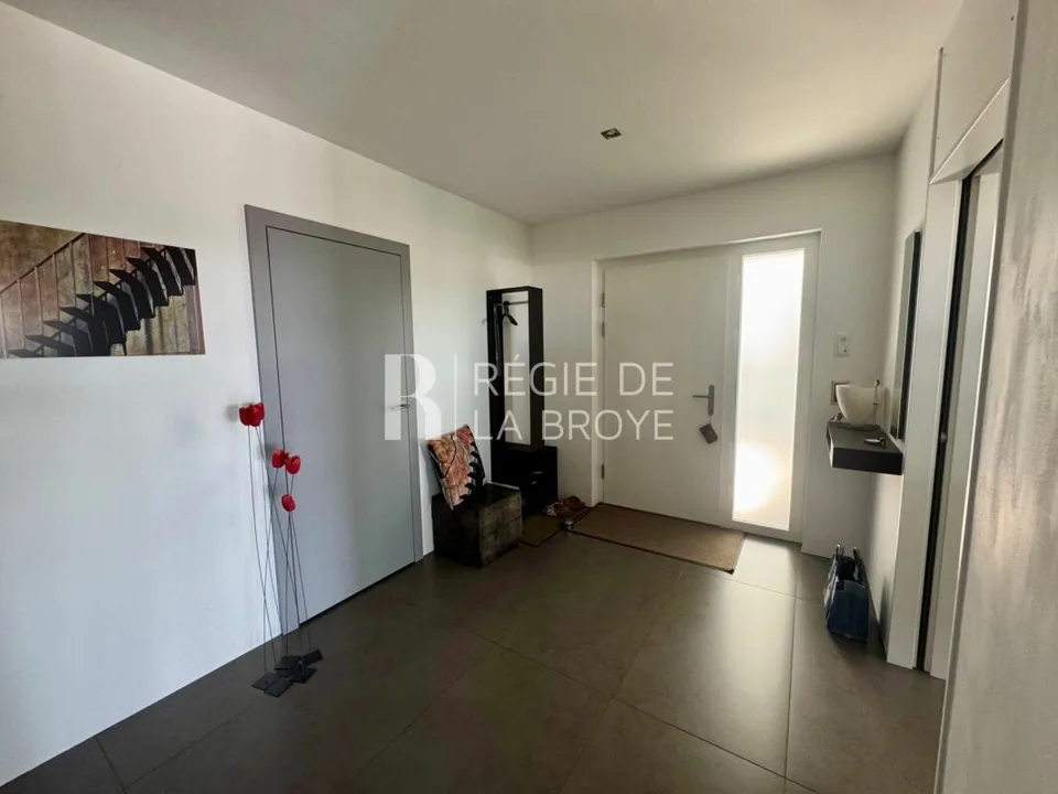 Appartement mit hohem Standard, 4.5 Zimmer in Gampelen
