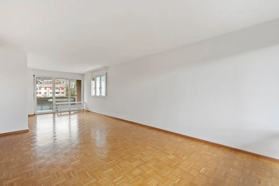 Gemütliche und grosszügige Wohnung in ruhigem Quartier!