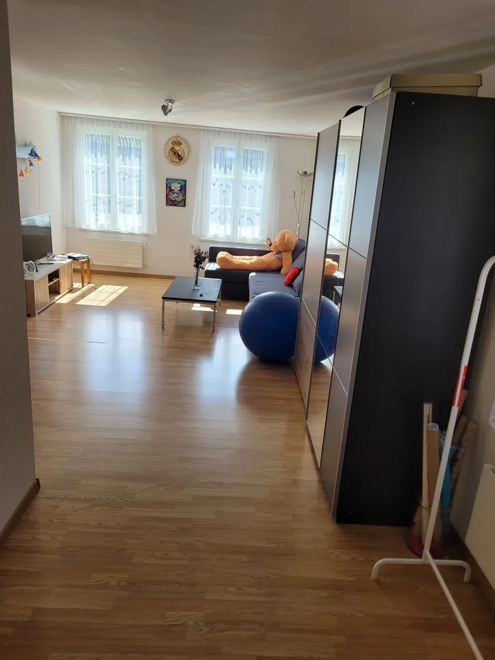 3½ ZI-WOHNUNG IN ENGGISTEIN (BE), MÖBLIERT, TEMPORÄR
